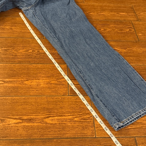 Levi's High Waisted Straight Leg Blue Jeans - Picture 4 of 7